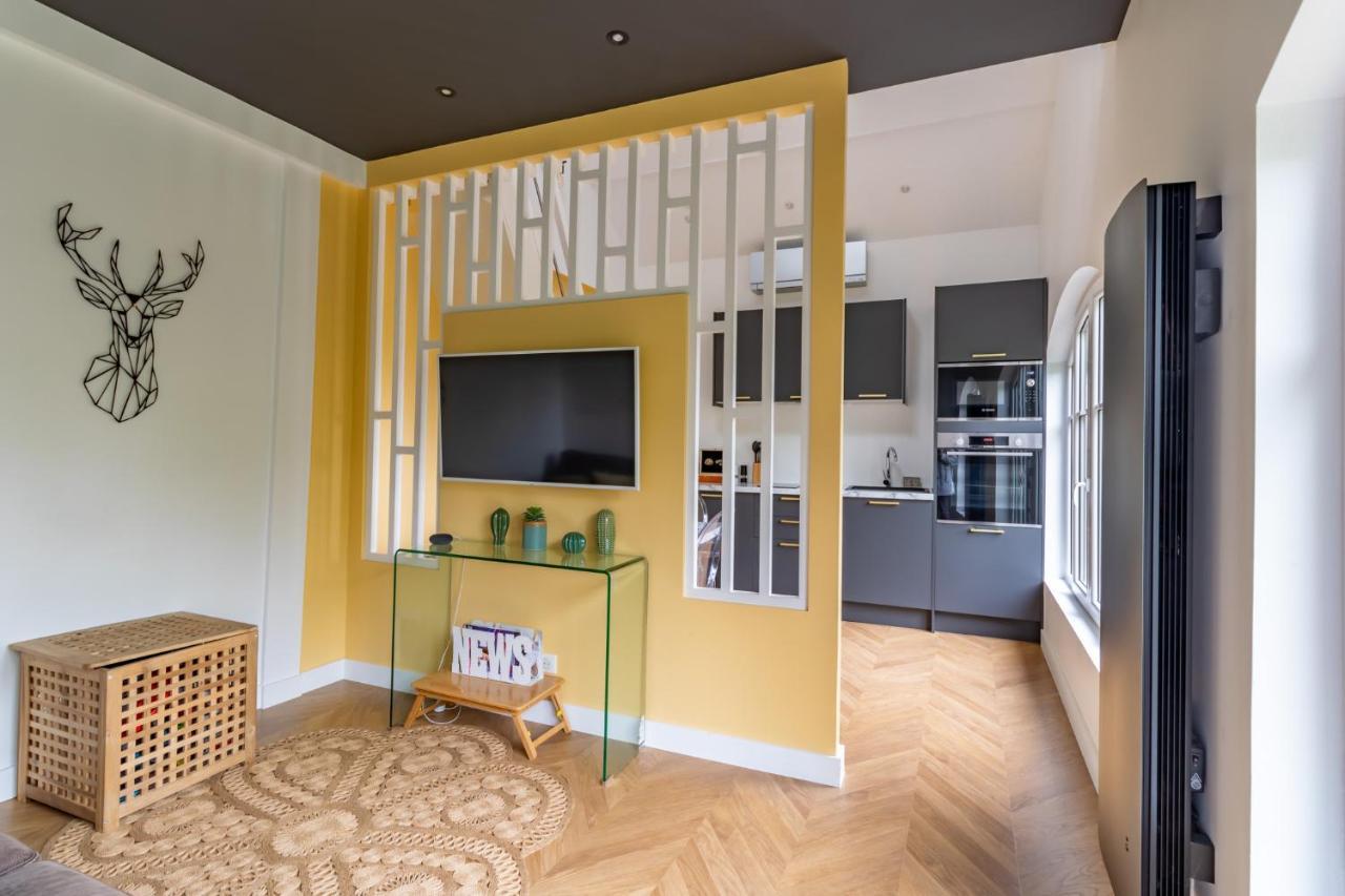 Le Lodge Des Villettes Jouy-le-Moutier Екстериор снимка